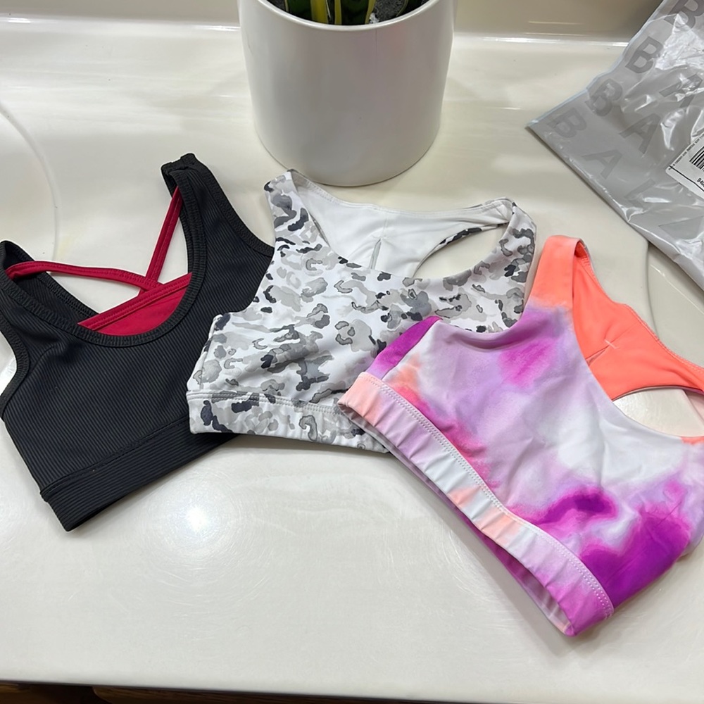 Girls sports bras size 4-5